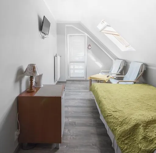 Quarto em Acomodações Particulares Roza Wiatrow *