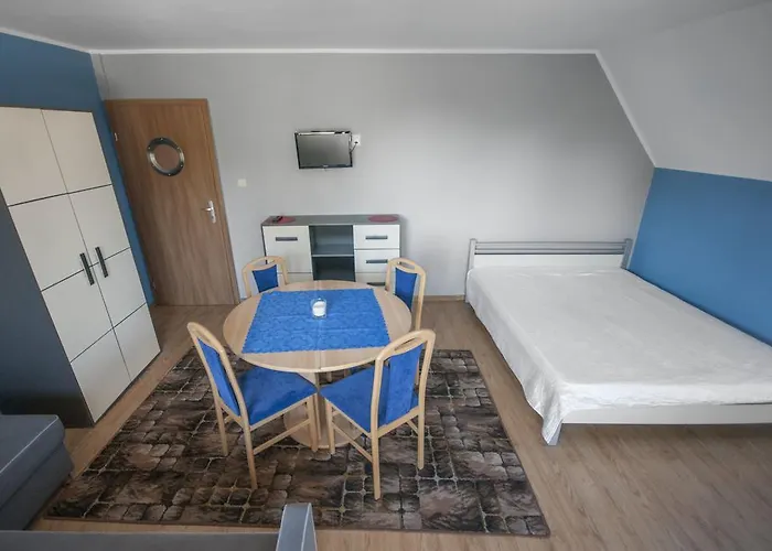 Quarto em Acomodações Particulares Roza Wiatrow *